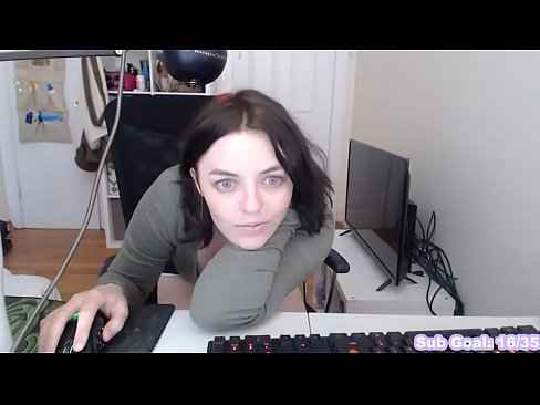 Imagen Twitch Streamer Titts Nippel Slip (2019) sexcalibur stream